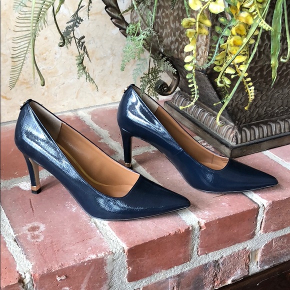 j renee navy blue shoes